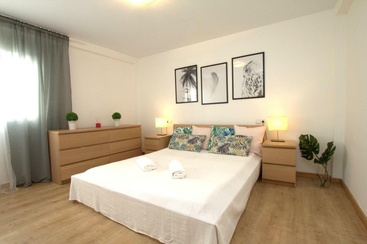Apartamento Eivissa 800 M De La Playa De Gandia Bagian luar foto